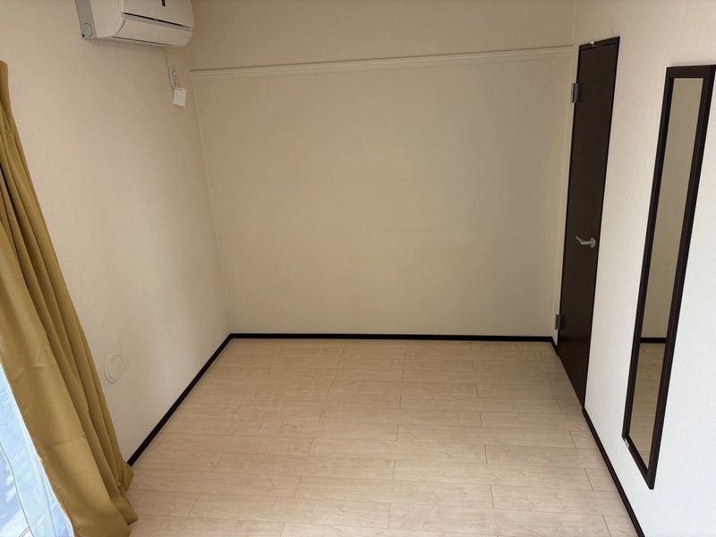 レオネクストレジスター本郷 居間