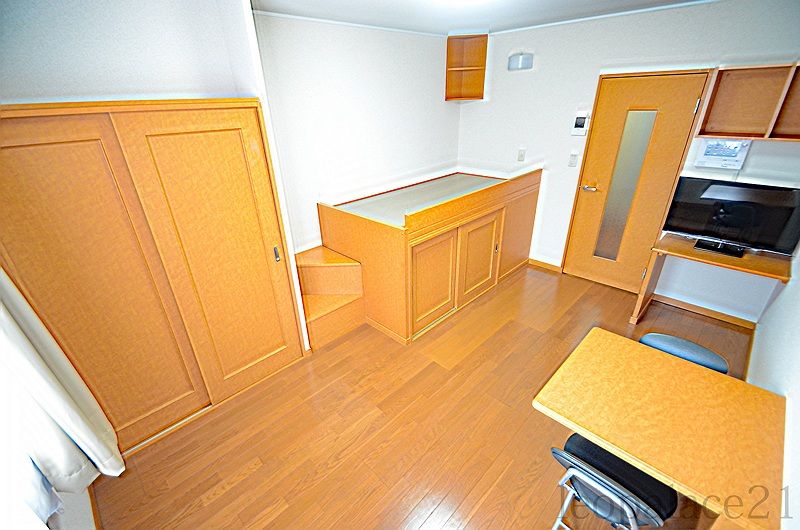 レオパレス小針Ⅱ 居間