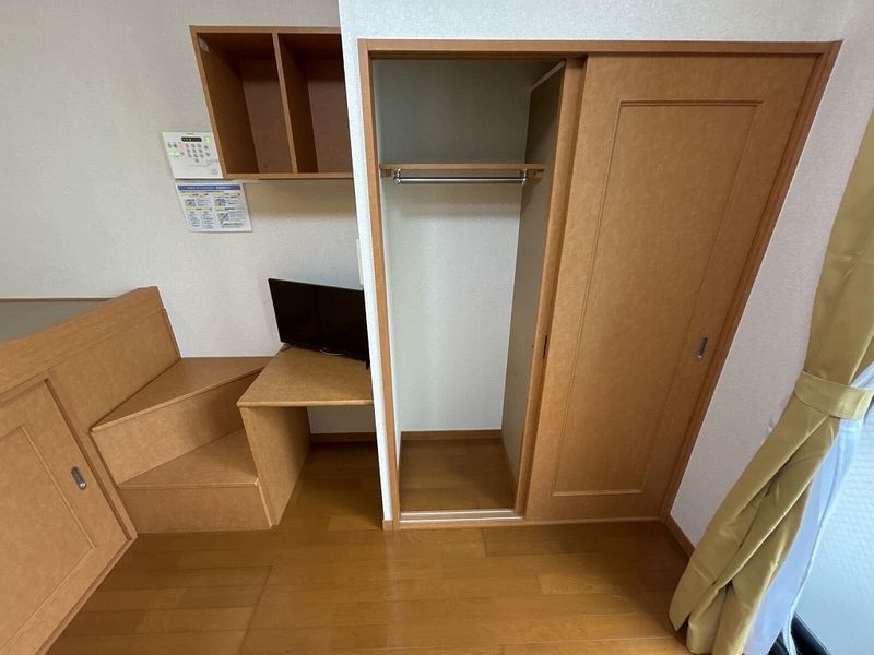 レオパレスＴＳ 収納