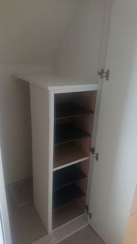 レオパレスコンフォール 玄関