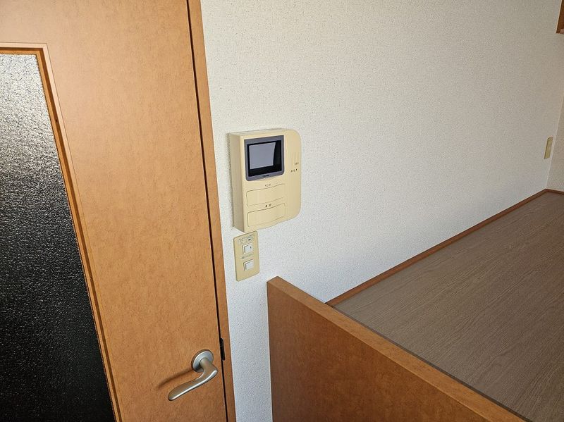 レオパレスタウンコート南矢三 セキュリティ