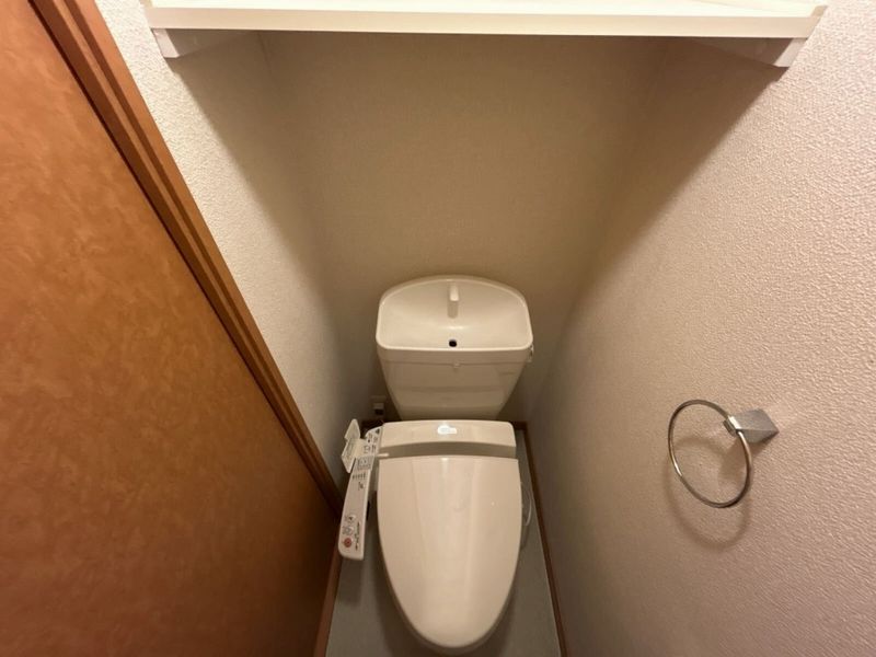 レオパレス西羽貫 トイレ