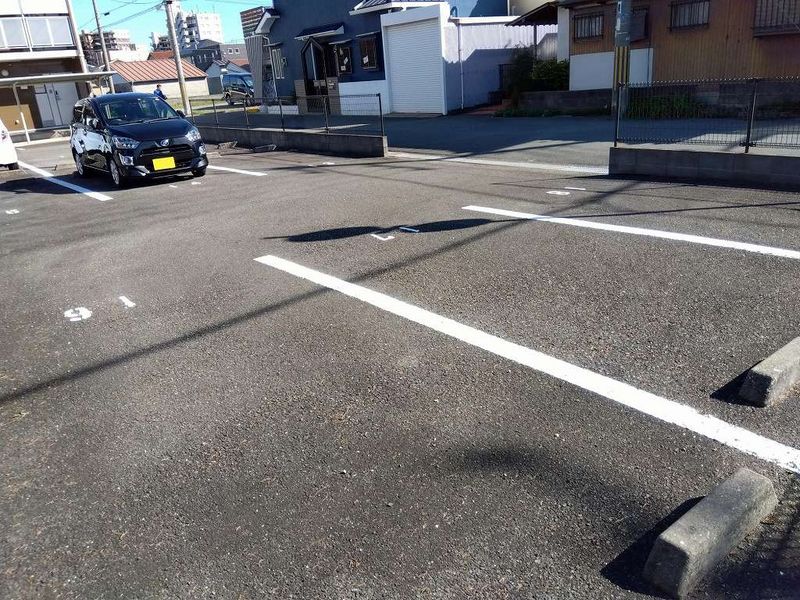 レオパレスＬＯＴＯ 駐車場