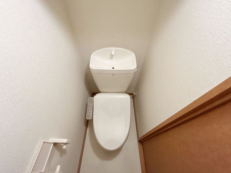 レオパレスノーブル トイレ