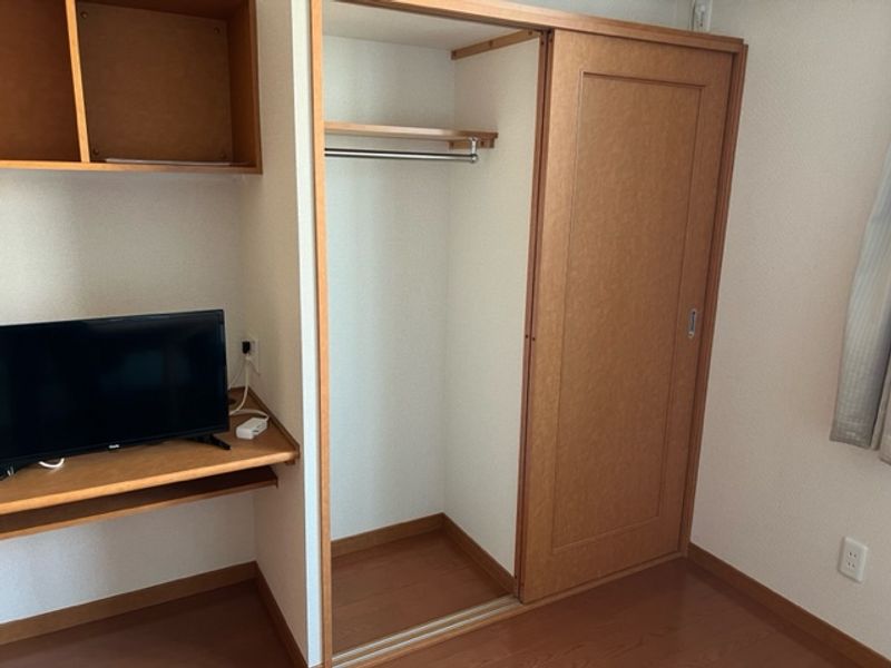 レオパレスチェリーナハウス 収納