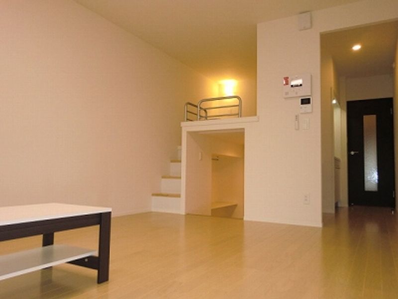 レオネクストサンモール向原 居間