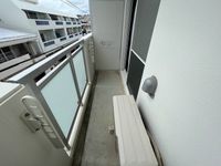 CLEINO Daisho House II Balcony