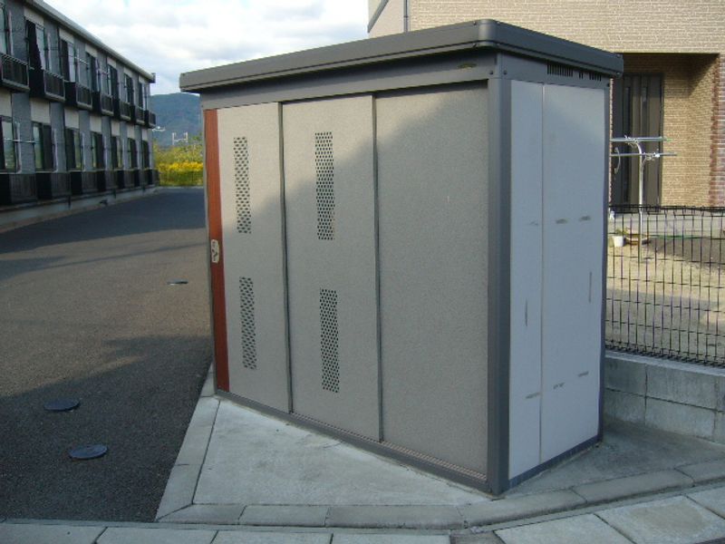レオパレスラ　ポム　ウルーズ 共用部分