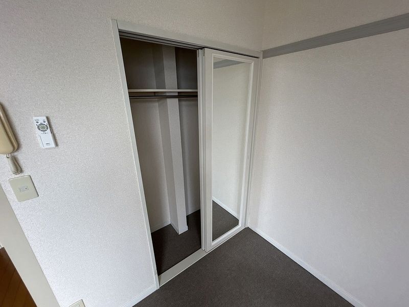 レオパレスシャルマン大塚 収納