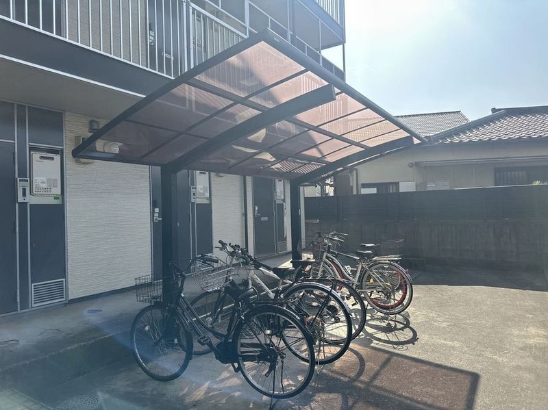 leopalace Behind Tronchino Shared spaces