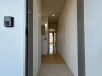 レオパレスヤチヨ 玄関