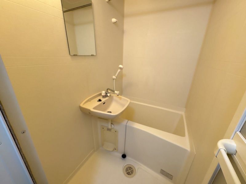 レオパレスＥＳＰＲＩＴ 風呂