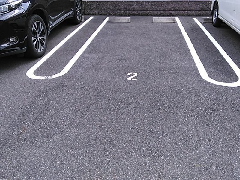 ＣＡＲＡＲＵ森孝 駐車場