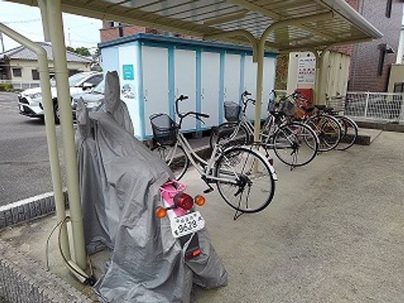 レオパレスラ・セーヌ 共用部分