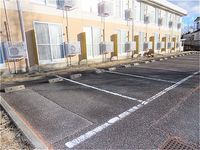 leopalace Aokubo 停车场