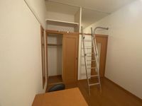 レオパレスモーブ中町 収納