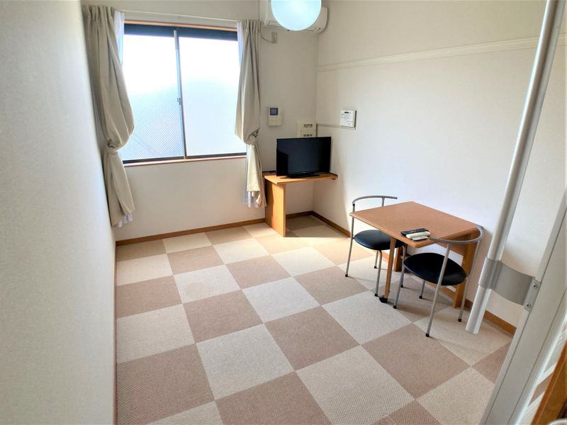 レオパレスＦｒｉｅｄｅｎ 居間