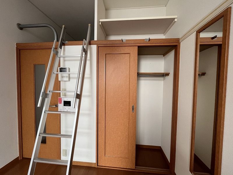 レオパレスカンパネラ 収納