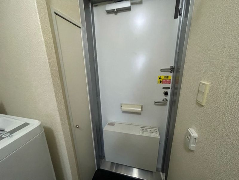 レオパレスナイアガラⅡ 玄関