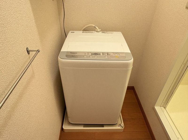 レオパレスラポール その他