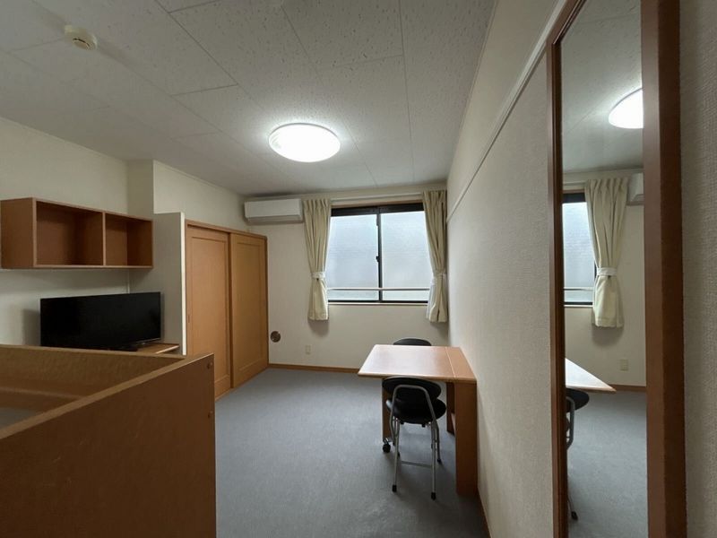 レオパレスエヴァンス 居間