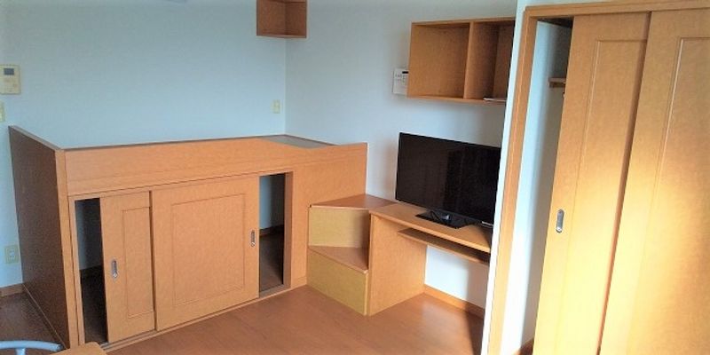 レオパレス三咲 寝室
