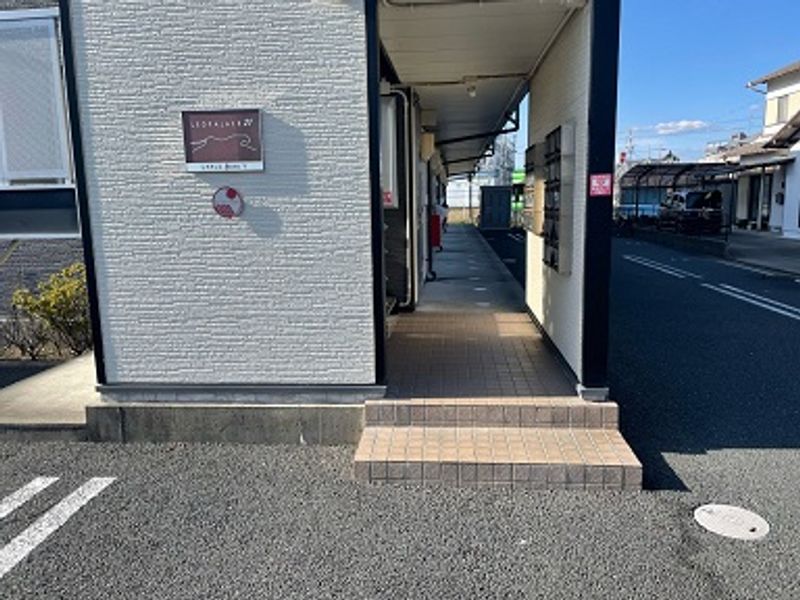 レオパレスＮｏｎｏ　Ｙ エントランス