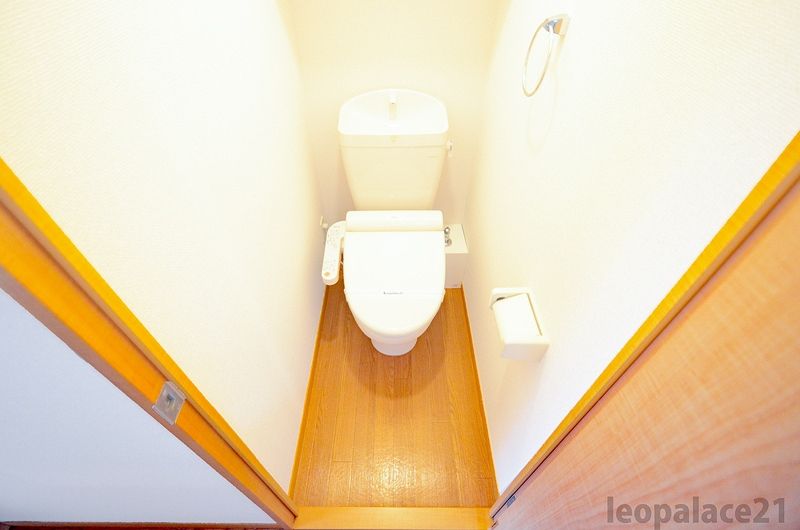 レオパレス小山田 トイレ