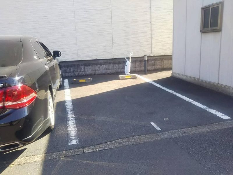 レオパレスＮＡＮＰＥＩ 駐車場