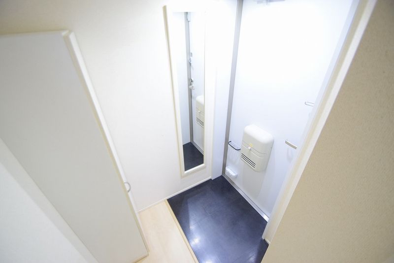 クレイノソレイユ中野新橋 玄関