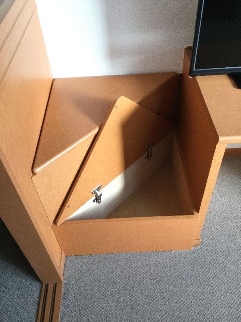 レオパレス愛 収納