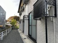 レオパレスアダージョ 庭