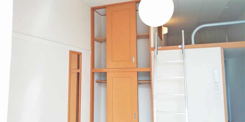 レオパレスＱＢＥ 収納