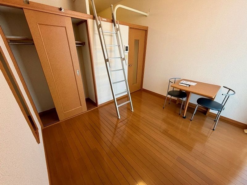 レオパレスボヌールメゾン　ＴＭ 居間