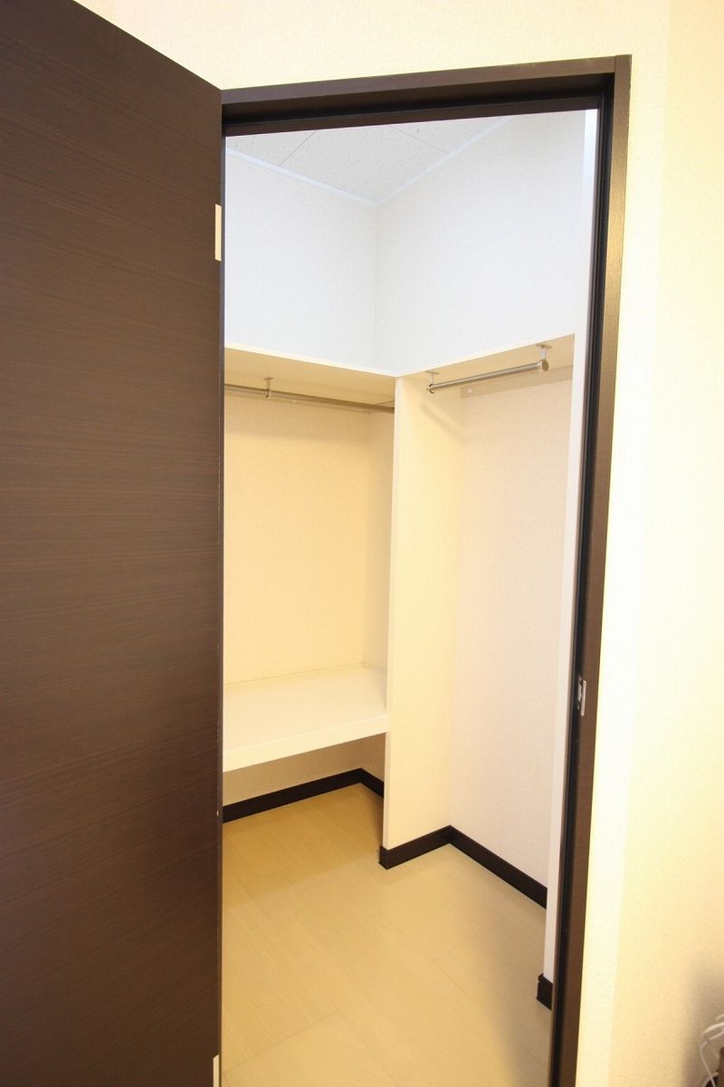 レオネクストエターナル 収納