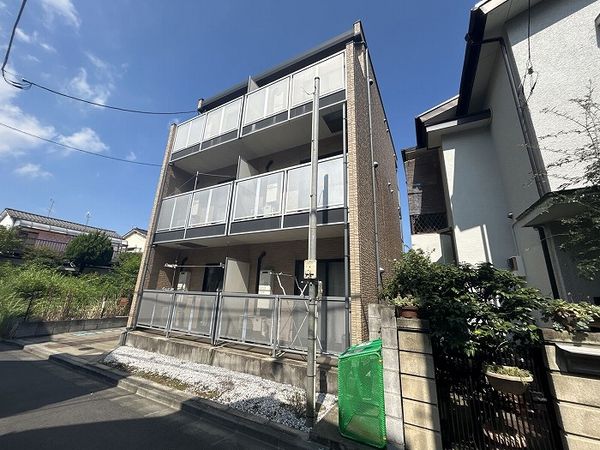 Bên ngoài LEONEXT Raffine AOKI