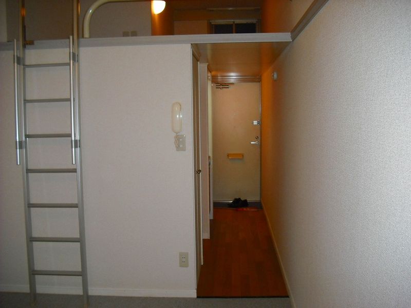 レオパレストウィンクル妙典Ａ 居間