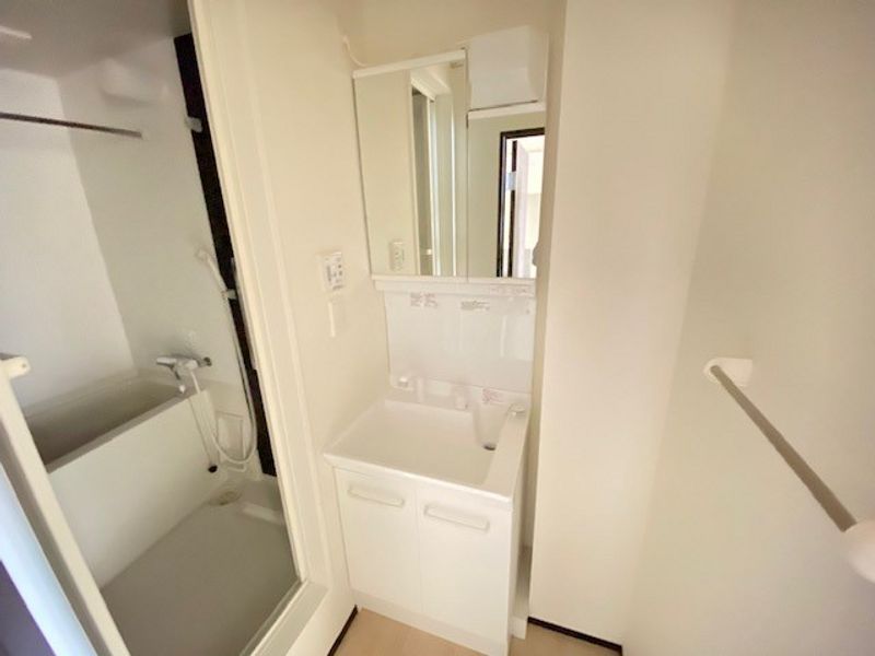 MIRANDA Momo 세면대