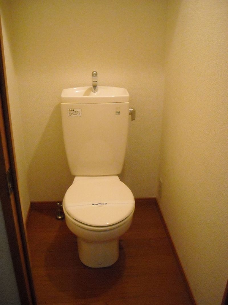レオパレスＭＮ　ＨＯＵＳＥ トイレ