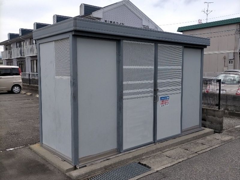 レオパレス日進 共用部分