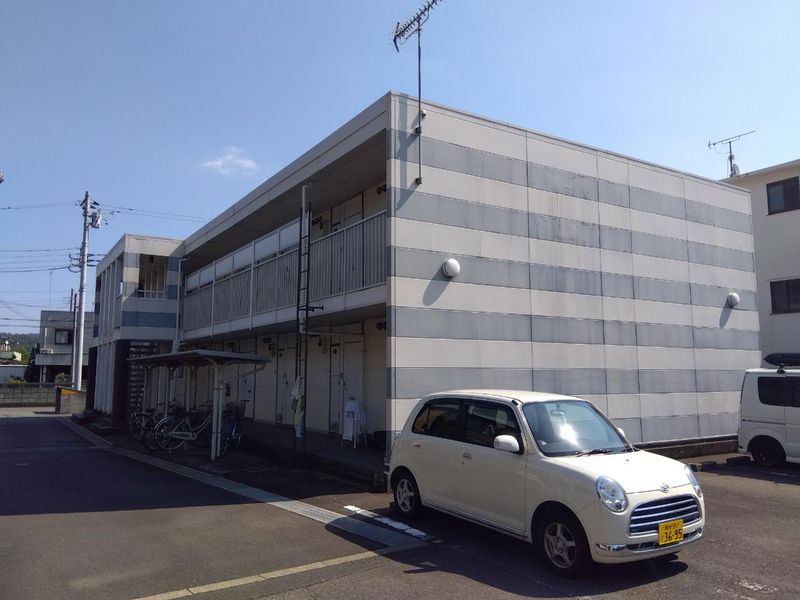 レオパレス富士見 外観