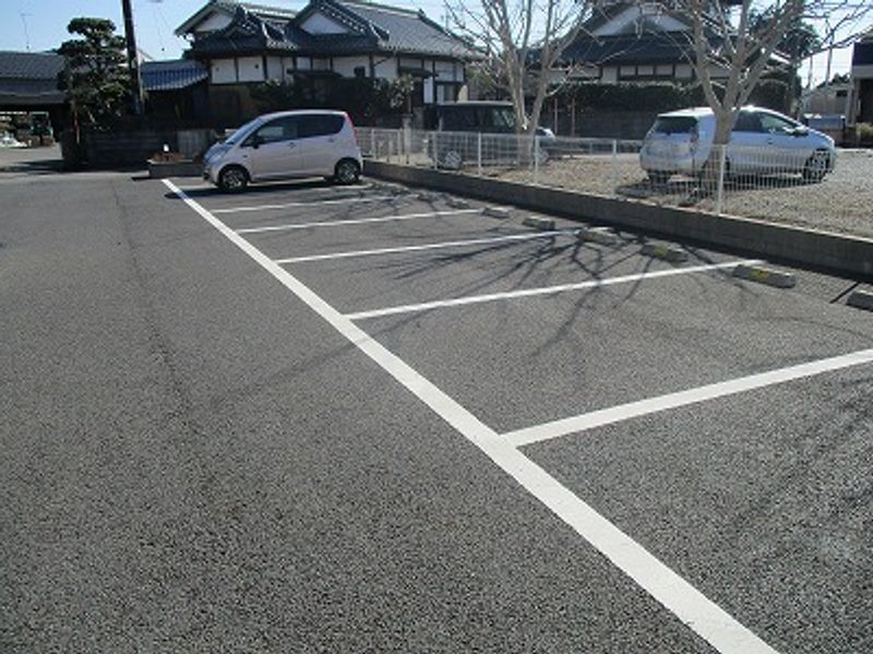 クレイノ神立ステーションテラス 駐車場