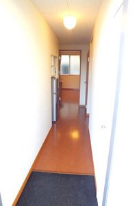 レオパレスソレーユ 玄関