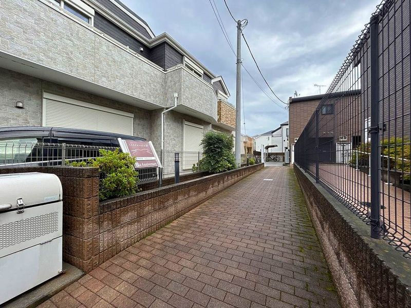 レオパレスエルドラド エントランス