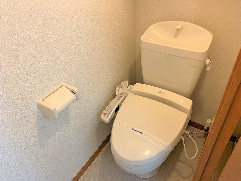 レオパレスウィッシュ トイレ