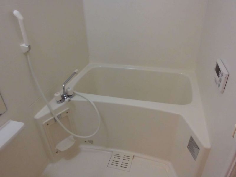 LEONEXT Stream Bright Bathroom