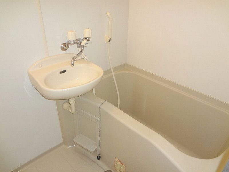 レオパレス舟入 洗面所