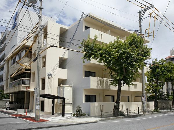 レオパレスにしまち 外観