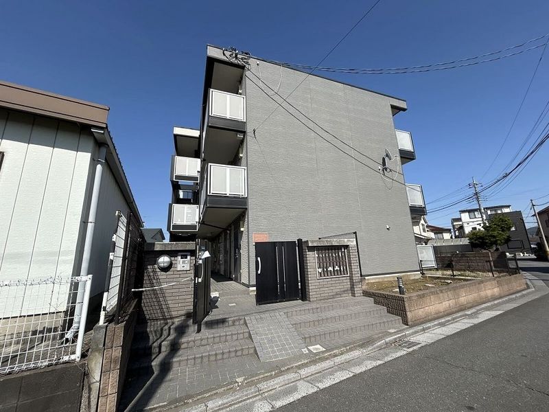 レオパレスリバーヴィレッジＡ 外観