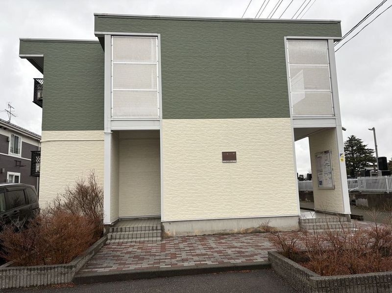 leopalace Espoir Entrance